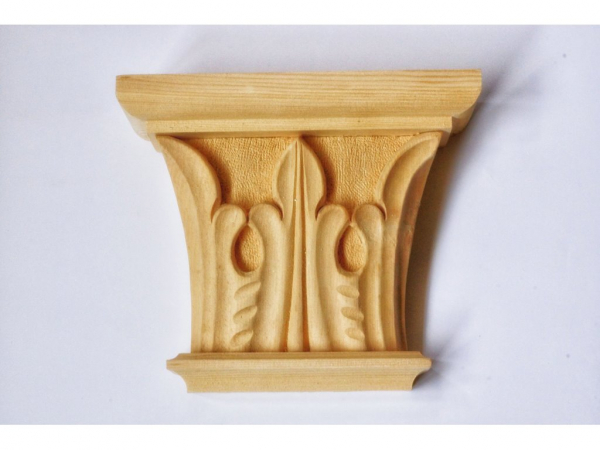 Handgeschnitzte Ornamente